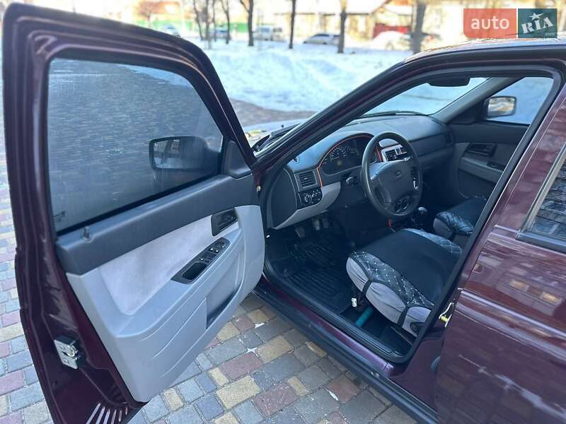 Седан ВАЗ / Lada 2170 Priora 2008 в Житомире