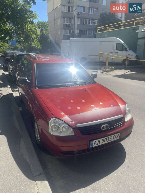 Универсал ВАЗ / Lada 2171 Priora 2010 в Киеве