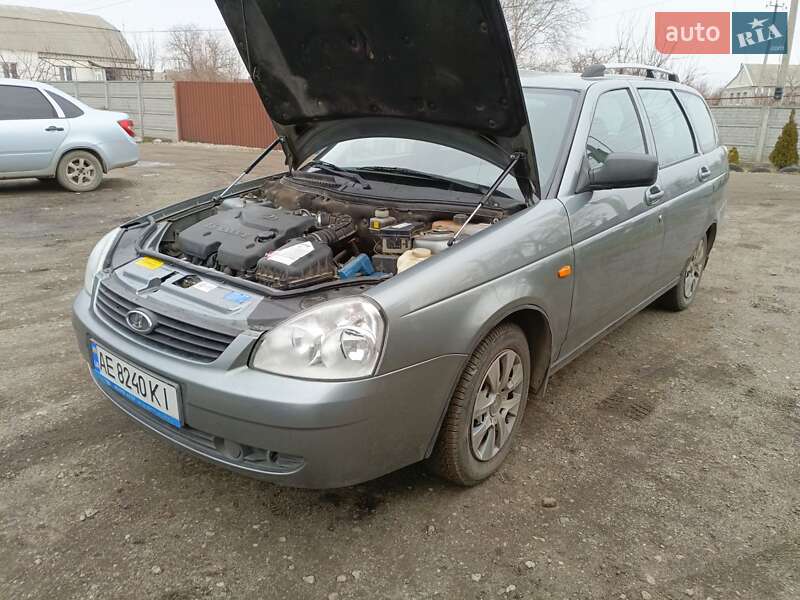 Универсал ВАЗ / Lada 2171 Priora 2011 в Подгородном