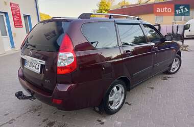 Универсал ВАЗ 2171 Priora 2011 в Кременце