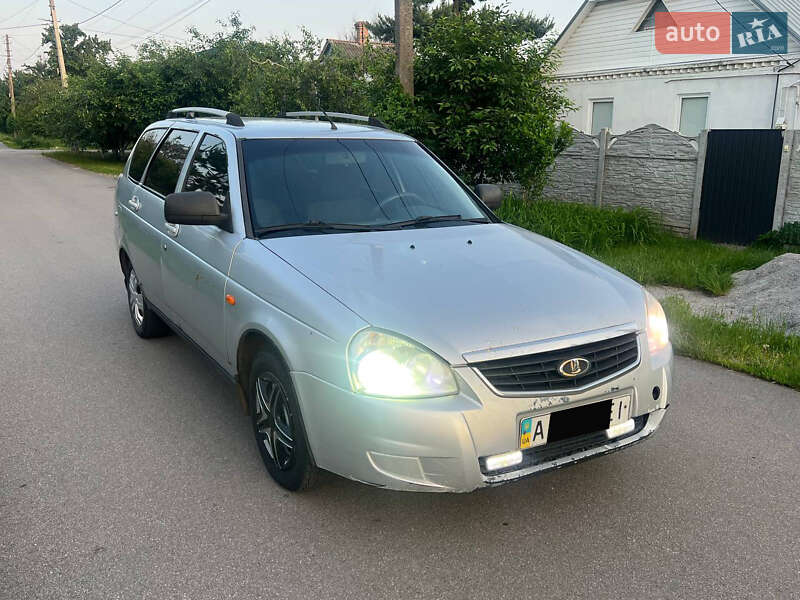 Универсал ВАЗ 2171 Priora 2013 в 