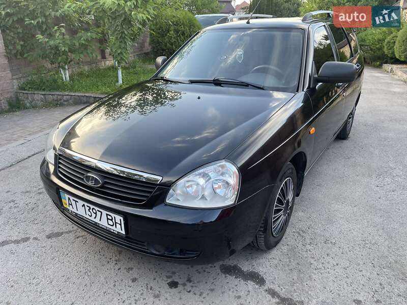 Универсал ВАЗ / Lada 2171 Priora 2012 в Ровно