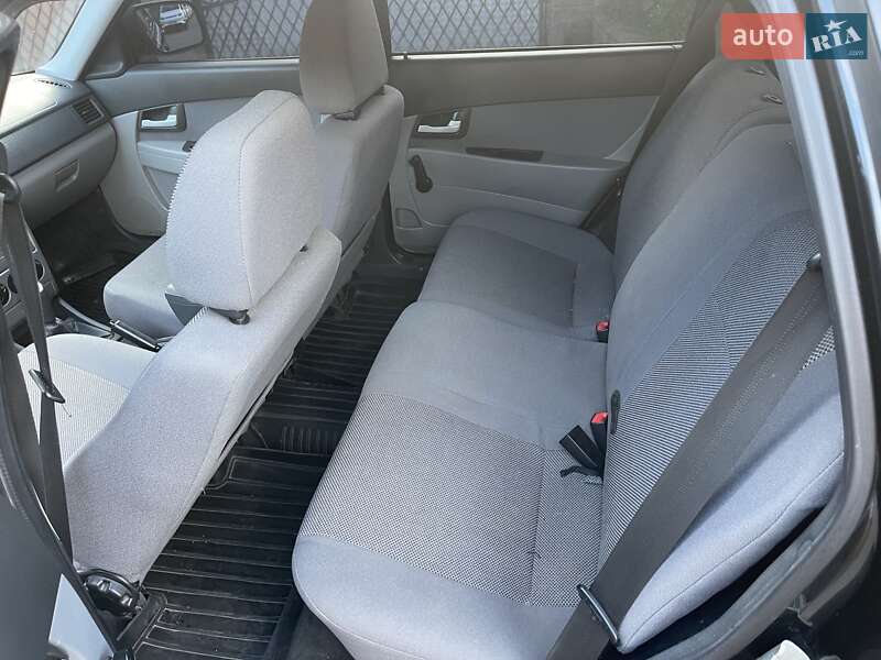 Универсал ВАЗ / Lada 2171 Priora 2012 в Ровно