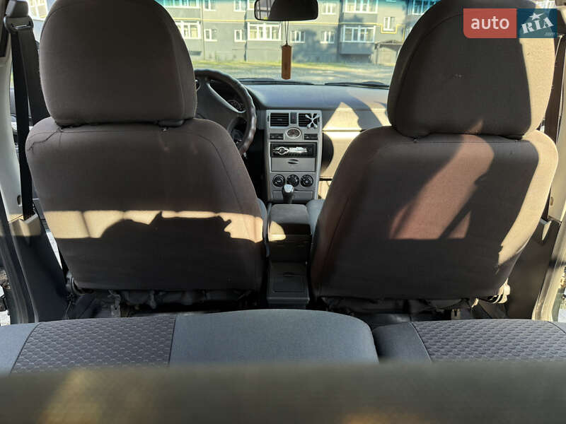 Універсал ВАЗ / Lada 2171 Priora 2011 в Охтирці