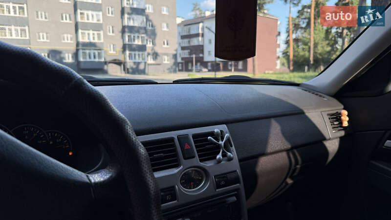 Універсал ВАЗ / Lada 2171 Priora 2011 в Охтирці