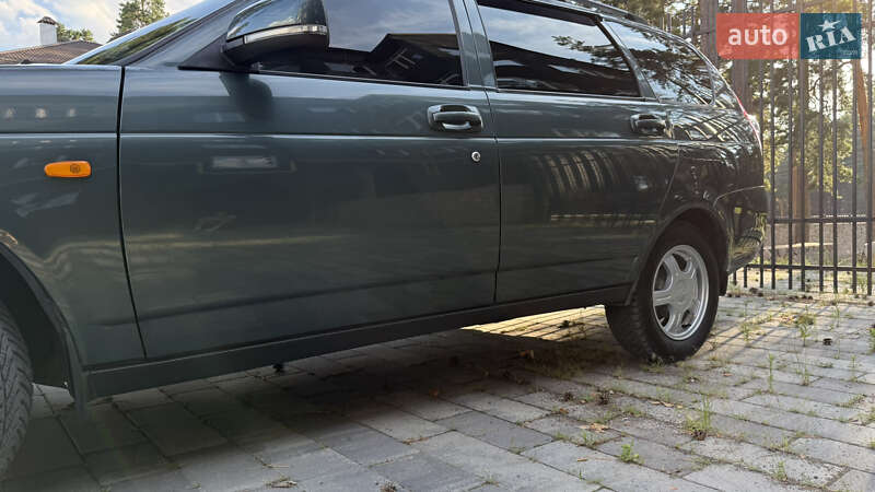 Універсал ВАЗ / Lada 2171 Priora 2011 в Охтирці