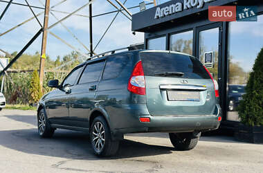 Универсал ВАЗ 2171 Priora 2011 в 