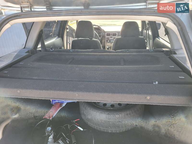 Универсал ВАЗ / Lada 2171 Priora 2011 в Киеве фото 13 Универсал ВАЗ / Lada 2171 Priora 2011 в Киеве