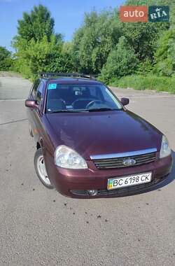 Универсал ВАЗ 2171 Priora 2011 в 