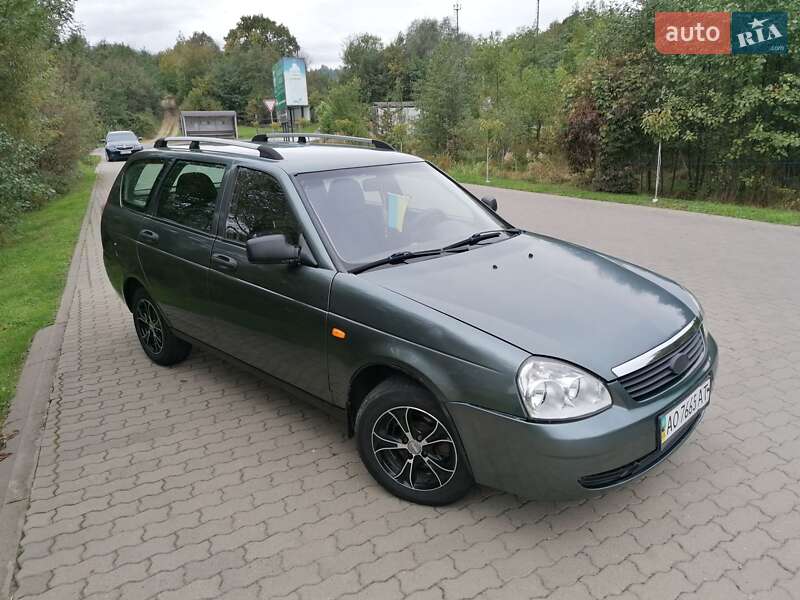 Универсал ВАЗ 2171 Priora 2009 в 