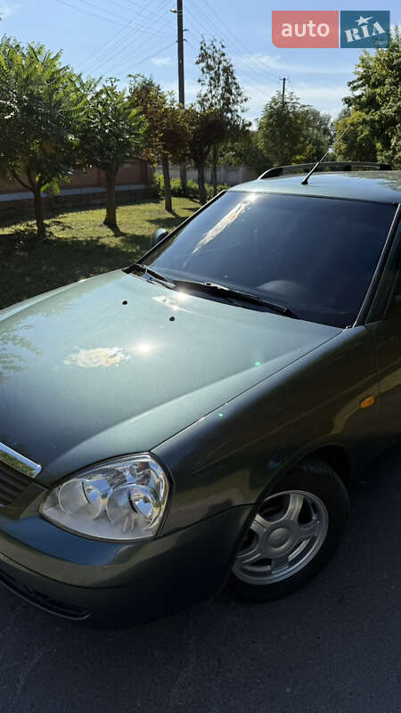 Універсал ВАЗ / Lada 2171 Priora 2011 в Охтирці