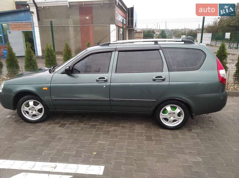ВАЗ / Lada 2171 Priora 2011