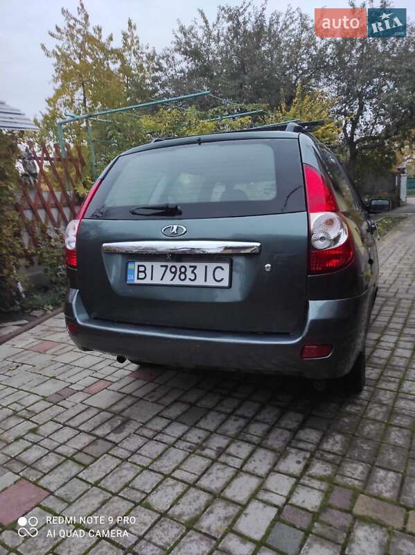 Універсал ВАЗ / Lada 2171 Priora 2011 в Миргороді