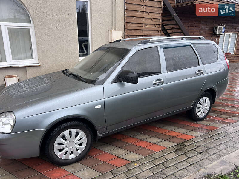 Универсал ВАЗ / Lada 2171 Priora 2010 в Врадиевке фото 6 Универсал ВАЗ / Lada 2171 Priora 2010 в Врадиевке