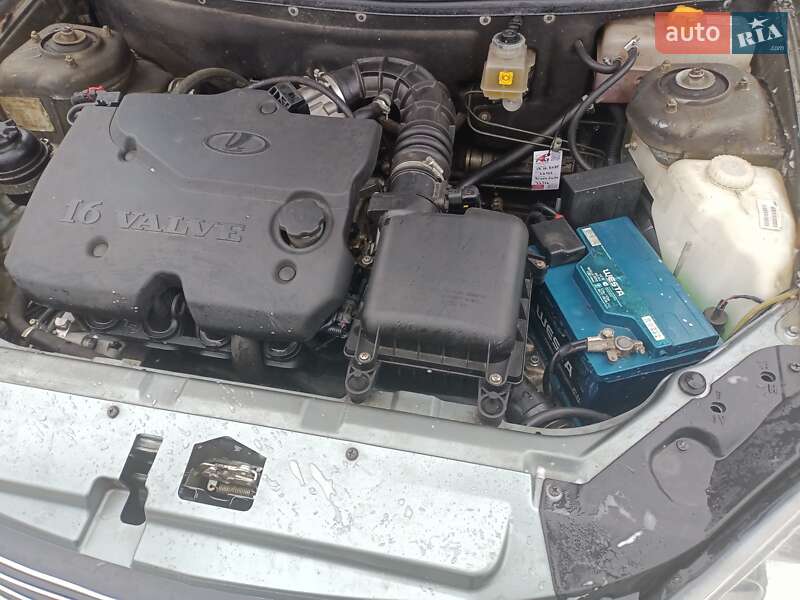 Универсал ВАЗ / Lada 2171 Priora 2011 в Житомире