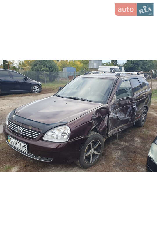 Универсал ВАЗ / Lada 2171 Priora 2010 в Кременчуге