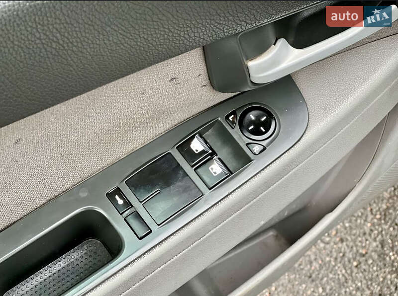 Универсал ВАЗ / Lada 2171 Priora 2009 в Горишних Плавнях фото 12 Универсал ВАЗ / Lada 2171 Priora 2009 в Горишних Плавнях