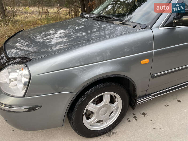 Універсал ВАЗ / Lada 2171 Priora 2011 в Славуті