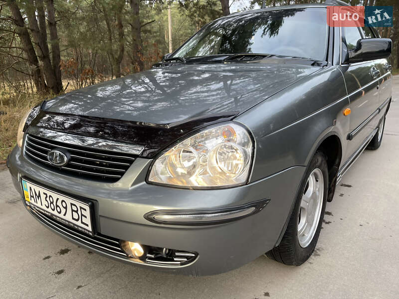 Універсал ВАЗ / Lada 2171 Priora 2011 в Славуті