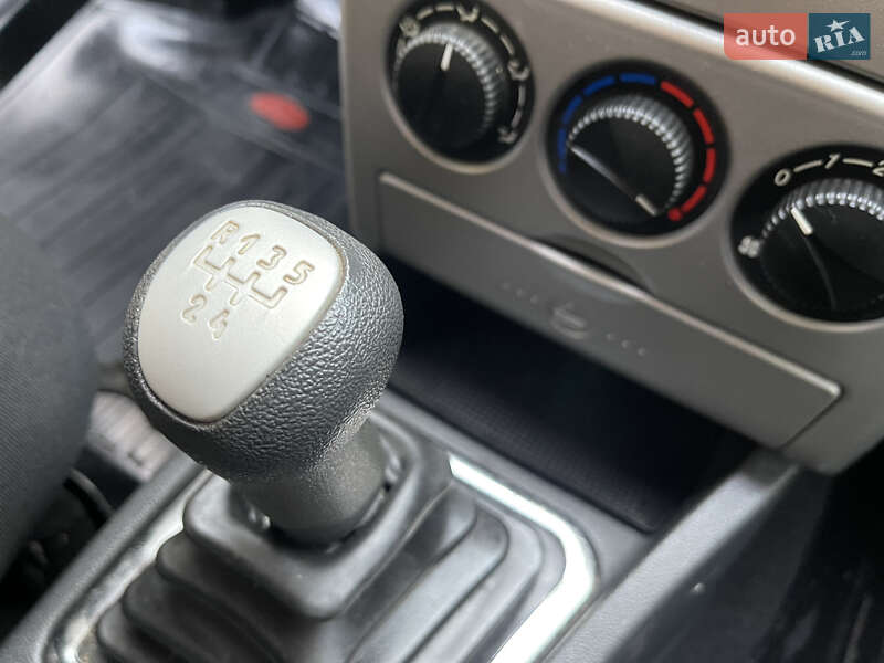 Універсал ВАЗ / Lada 2171 Priora 2011 в Славуті