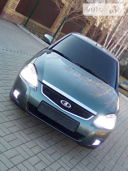 Хетчбек ВАЗ / Lada 2172 Priora 2011 в Запоріжжі