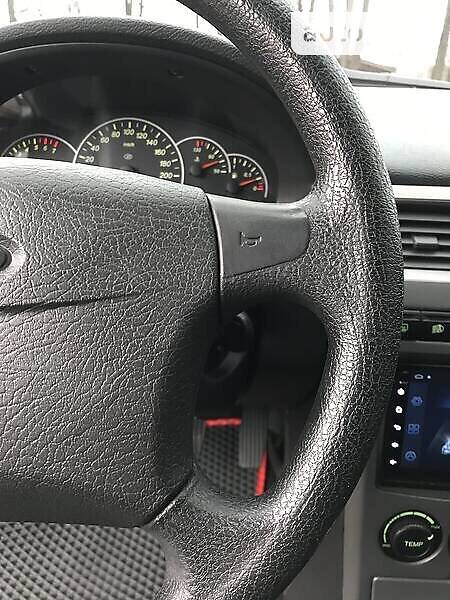 Хетчбек ВАЗ / Lada 2172 Priora 2011 в Запоріжжі