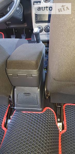 Хетчбек ВАЗ / Lada 2172 Priora 2011 в Запоріжжі