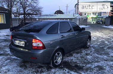 Хэтчбек ВАЗ / Lada 2172 Priora 2008 в Харькове