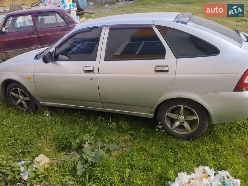 ВАЗ / Lada 2172 Priora 2008 VIN XTA21723080004182 фото оголошення 3 з 33