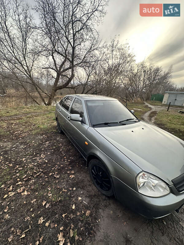 Хэтчбек ВАЗ / Lada 2172 Priora 2008 в Харькове