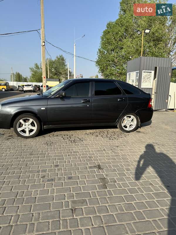 Хэтчбек ВАЗ / Lada 2172 Priora 2008 в Каменском