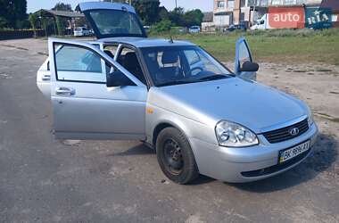 Хэтчбек ВАЗ 2172 Priora 2010 в 