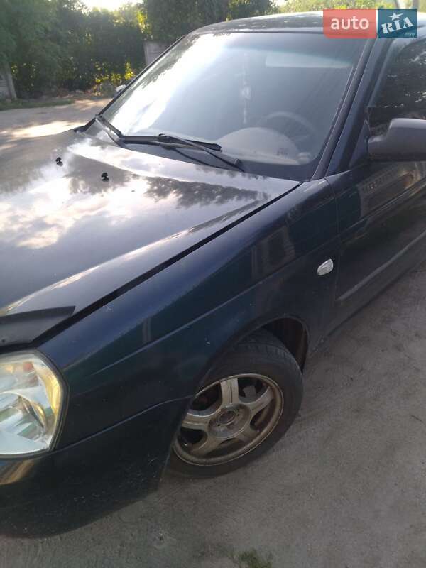 Хэтчбек ВАЗ 2172 Priora 2008 в 