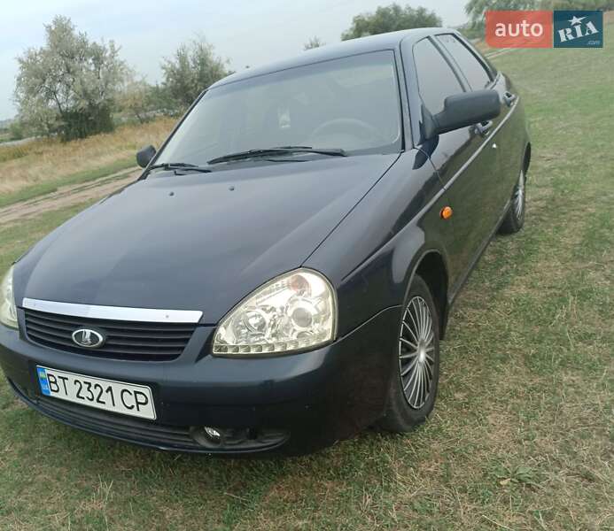 Хэтчбек ВАЗ / Lada 2172 Priora 2008 в Вознесенске