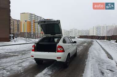 Хэтчбек ВАЗ / Lada 2172 Priora 2008 в Чернигове