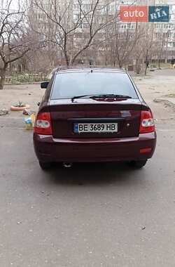 Хэтчбек ВАЗ / Lada 2172 Priora 2008 в Николаеве