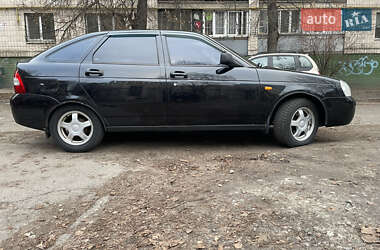 Хэтчбек ВАЗ / Lada 2172 Priora 2008 в Киеве