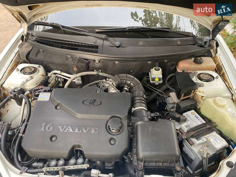 Хетчбек ВАЗ / Lada 2172 Priora 2012 в Снігурівці