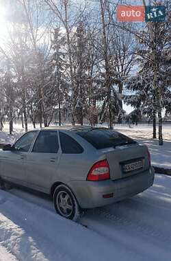 Хэтчбек ВАЗ / Lada 2172 Priora 2009 в Киеве