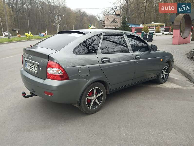 Хэтчбек ВАЗ / Lada 2172 Priora 2011 в Литине