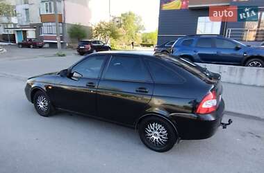Хэтчбек ВАЗ 2172 Priora 2010 в 