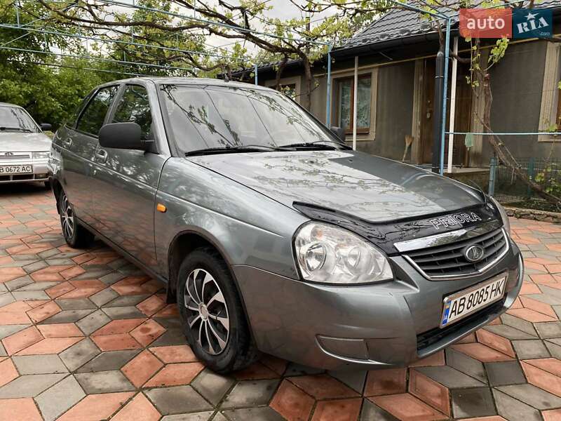 ВАЗ / Lada 2172 Priora 2011