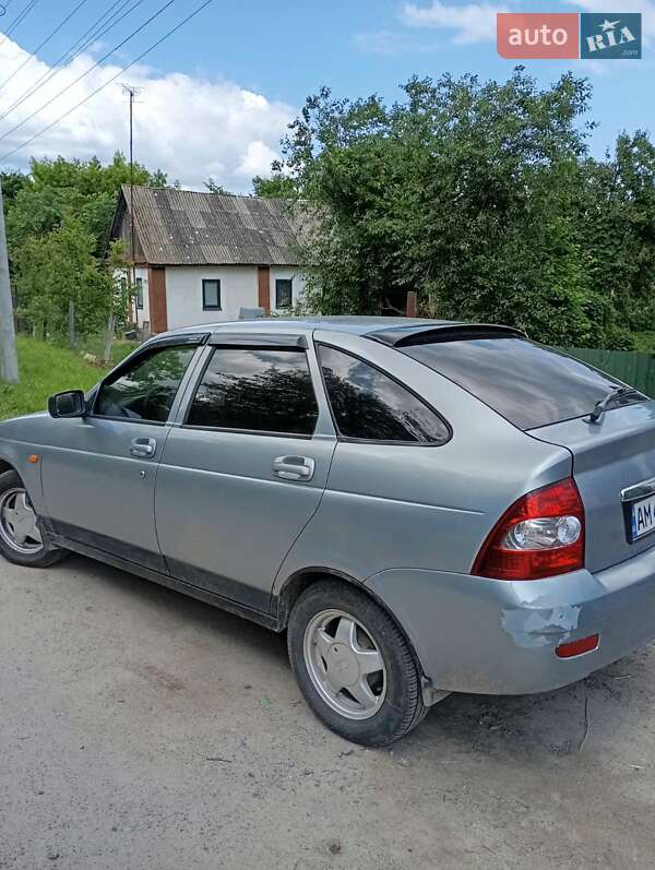 Хетчбек ВАЗ / Lada 2172 Priora 2009 в Бердичеві