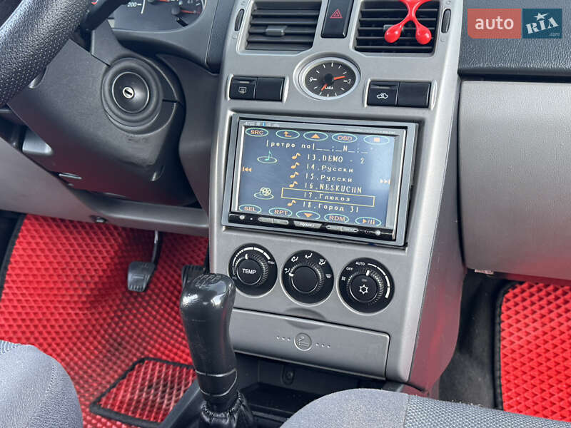 Хетчбек ВАЗ / Lada 2172 Priora 2010 в Хмельницькому