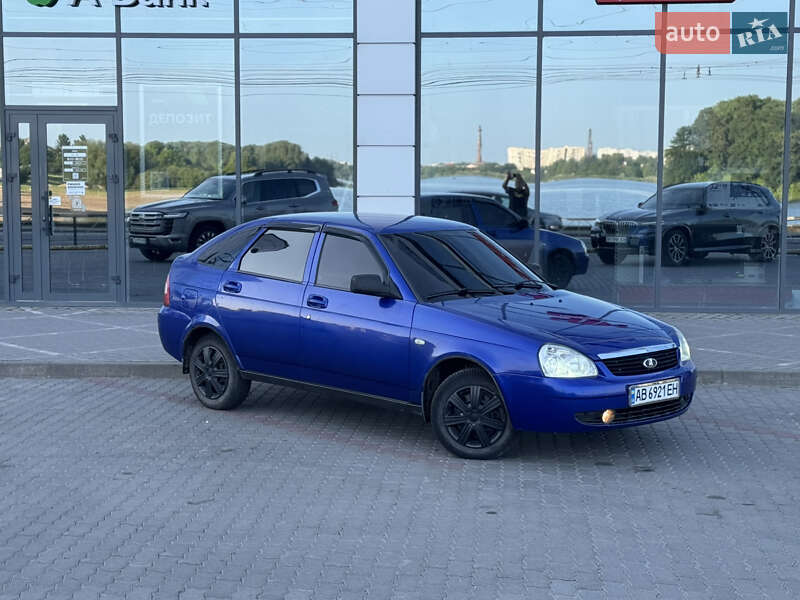 Хетчбек ВАЗ / Lada 2172 Priora 2010 в Хмельницькому