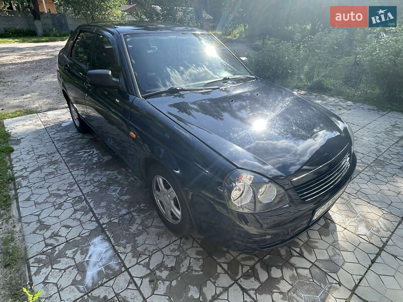 Хэтчбек ВАЗ / Lada 2172 Priora 2009 в Чернигове