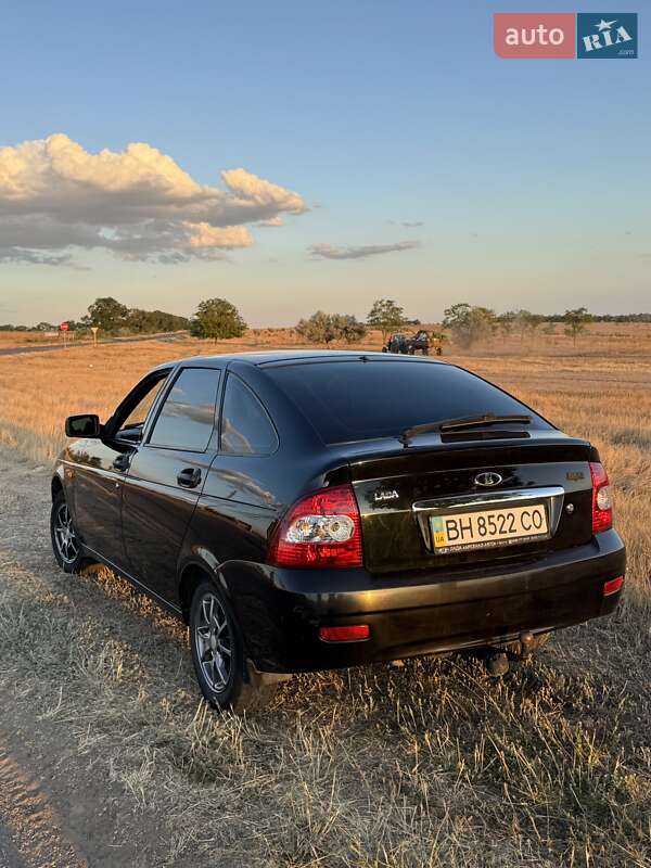 Хэтчбек ВАЗ / Lada 2172 Priora 2010 в Измаиле