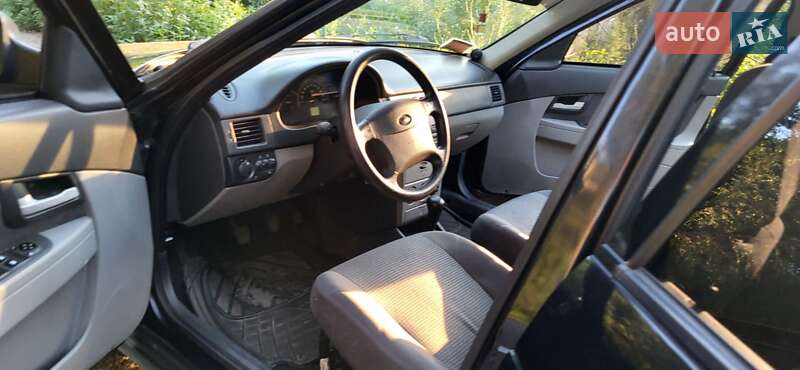 Хэтчбек ВАЗ / Lada 2172 Priora 2008 в Днепре