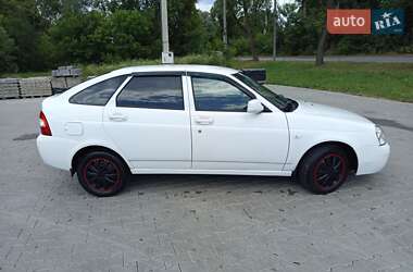 Хэтчбек ВАЗ 2172 Priora 2009 в 