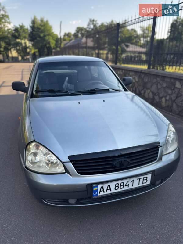 Хэтчбек ВАЗ / Lada 2172 Priora 2008 в Каменском